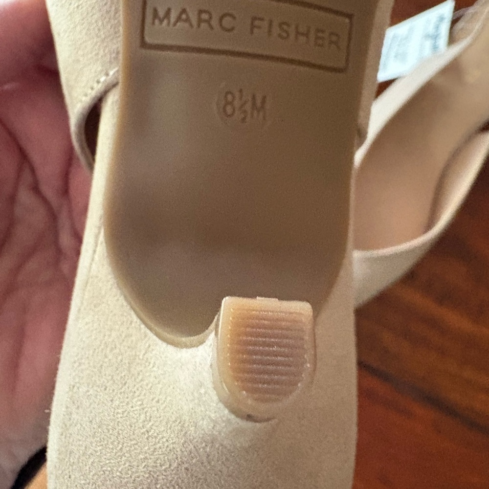 Marc Fisher women’s sling back pumps. Shoes. - Picture 4 of 7